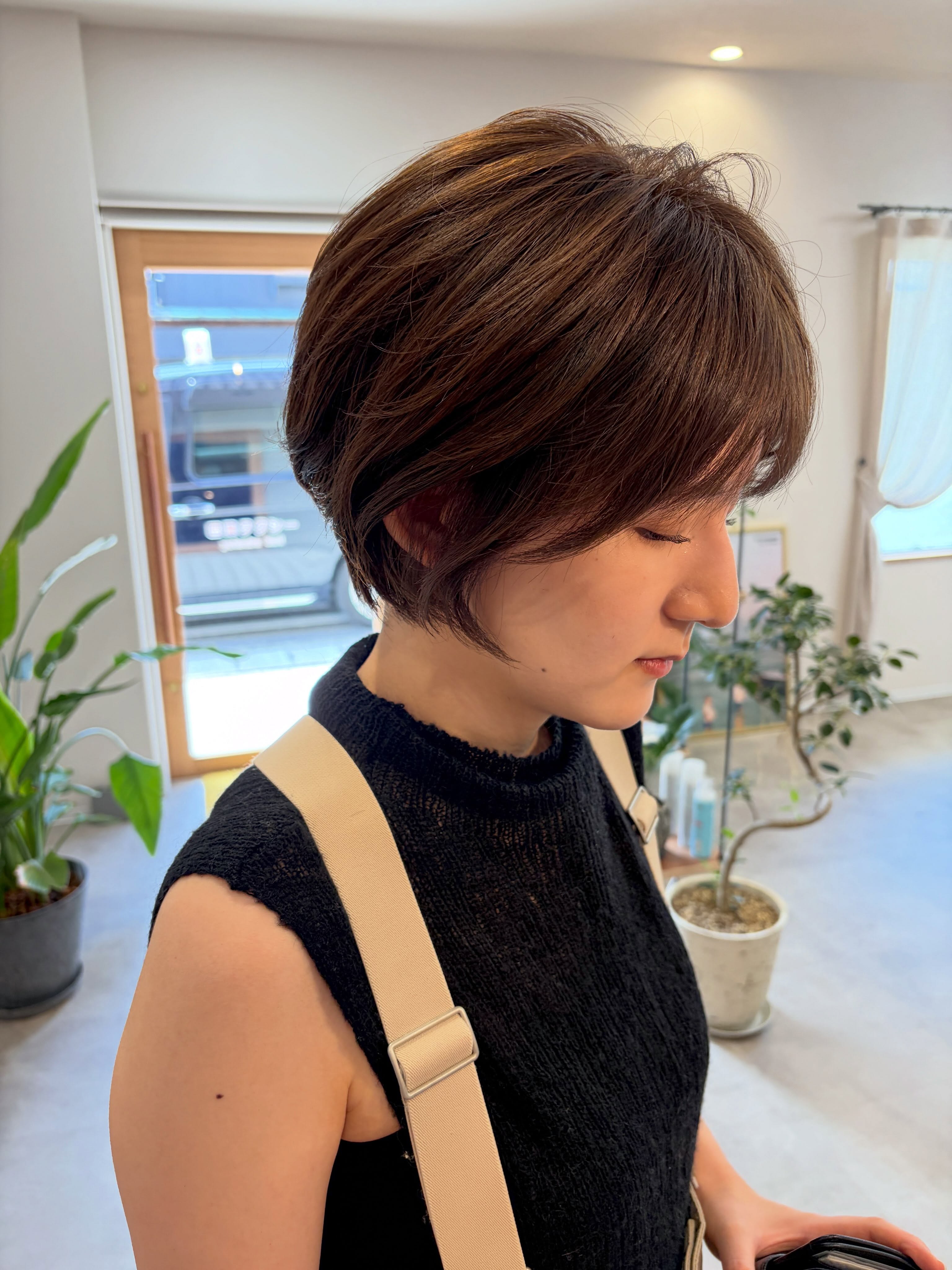 ・夏のダメージ
・服のボリューム
・季節の変わり目

様々な理由が重なって、秋は短くしたくなりますよね。

今回もカラー、カットほぼお任せで造らせていただきました✂︎

いつもありがとうございます☺︎